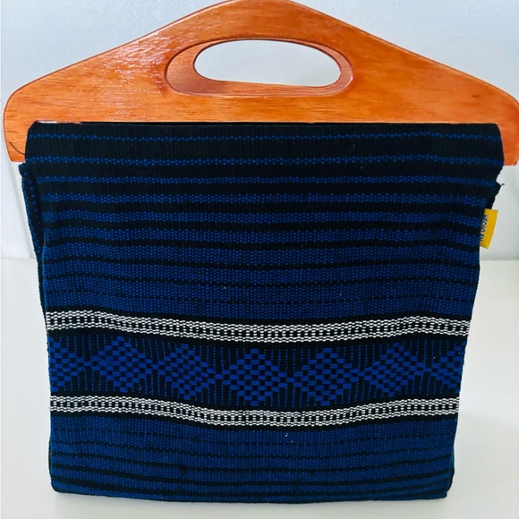 Made in Mexico Hand made Woven bag with Wood handle - New - Picture 3 of 10